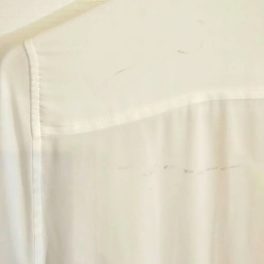White House Black Market White High Low Tunic Blouse 10 Buttons Office Pockets - Picture 9 of 10
